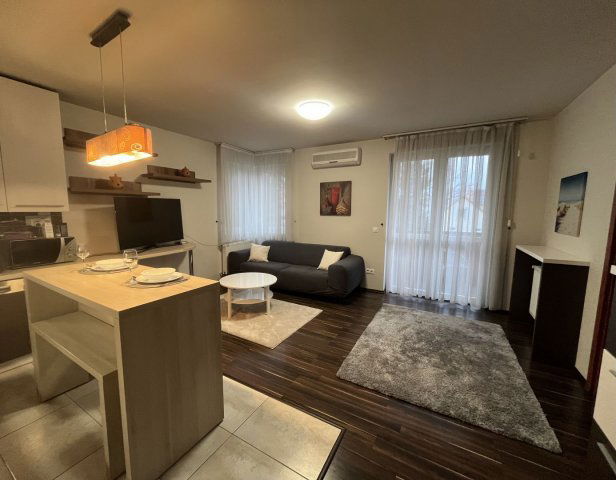 Kiadó téglalakás, albérlet, Debrecenben 280 E Ft / hó, 3 szobás