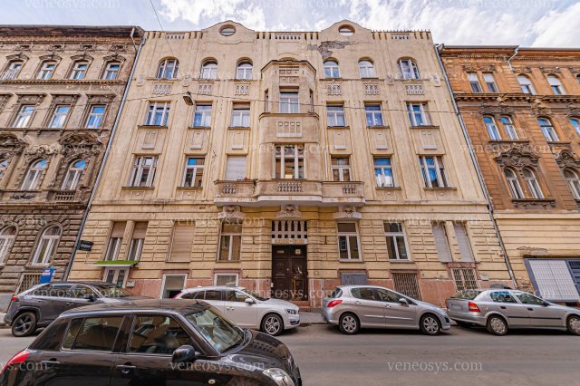 Kiadó téglalakás, albérlet, Budapesten, VI. kerületben