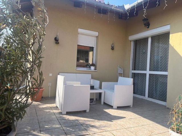 Eladó ikerház, Dunaharasztin 149.9 M Ft, 4 szobás