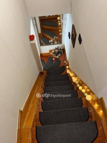 Eladó családi ház, Érden 78.5 M Ft, 3 szobás