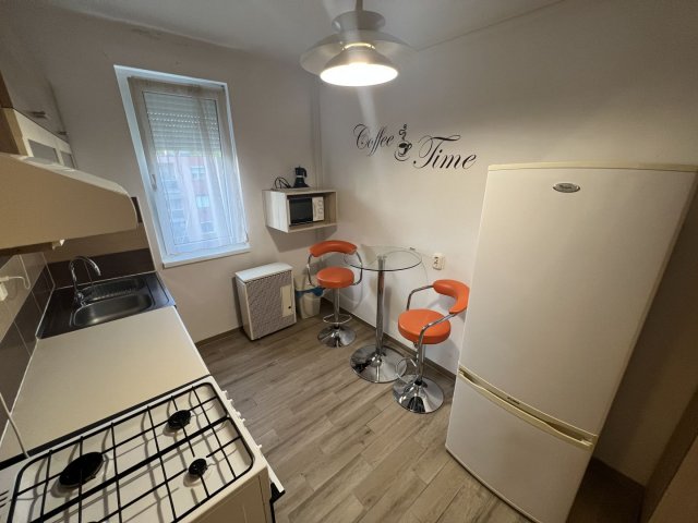 Kiadó téglalakás, albérlet, Debrecenben 200 E Ft / hó, 2 szobás
