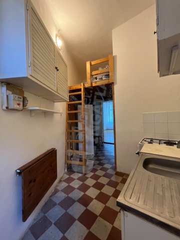 Kiadó téglalakás, albérlet, VIII. kerületben, Kálvária utcában