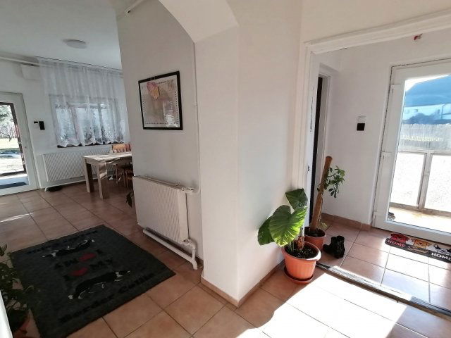 Eladó családi ház, Pusztaszabolcson 59.999 M Ft, 3+1 szobás