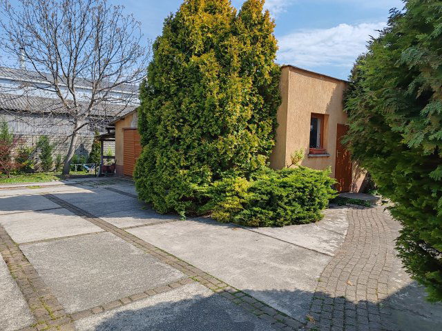 Eladó családi ház, Győrött 89.5 M Ft, 3 szobás