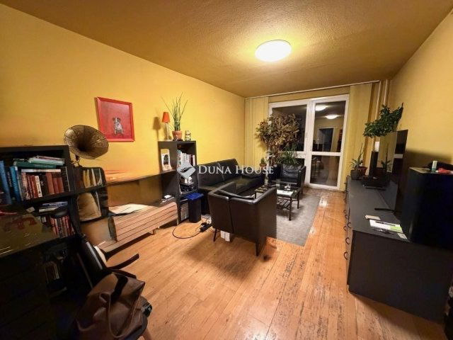 Eladó panellakás, Budapesten, IV. kerületben 79 M Ft, 3 szobás