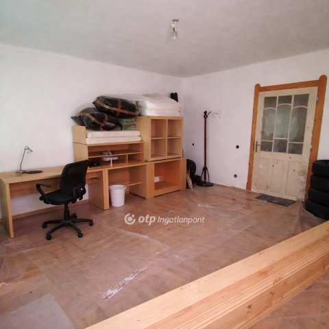 Eladó családi ház, Albertirsán 39.5 M Ft, 2 szobás