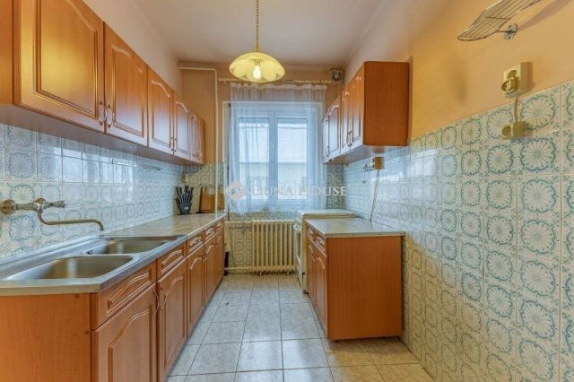 Eladó ikerház, Budapesten, XVIII. kerületben 84.9 M Ft, 3 szobás