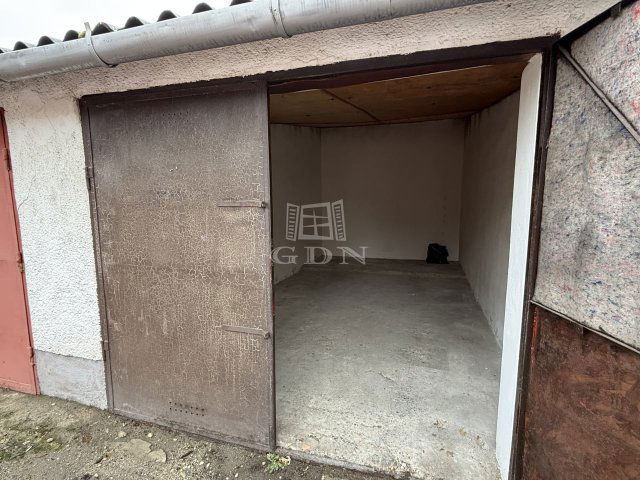 Eladó garázs, Kecskeméten 7.9 M Ft / költözzbe.hu