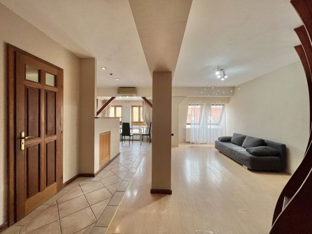 Eladó téglalakás, Kaposváron, Fő utcában 33.9 M Ft, 3 szobás