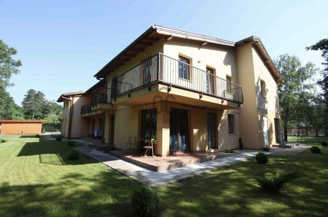 Kiadó családi ház, albérlet, Tatán 650 E Ft / hó, 3 szobás