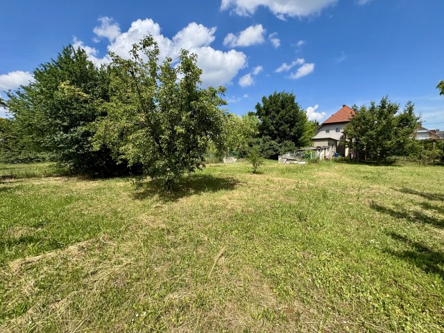 Eladó családi ház, Keszthelyen 89 M Ft, 7 szobás