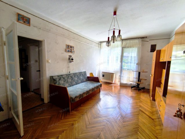 Eladó téglalakás, Szolnokon 26 M Ft, 1+1 szobás
