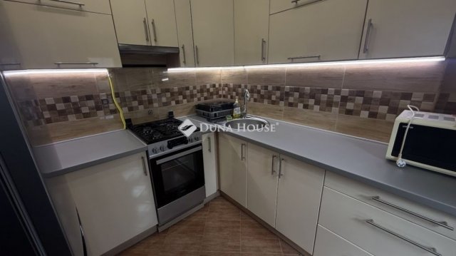 Eladó téglalakás, Szombathelyen 25 M Ft, 1 szobás