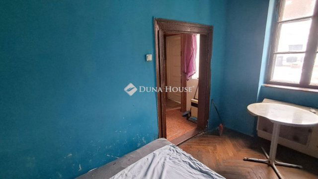 Eladó téglalakás, Szombathelyen, Szigligeti Ede utcában 11.5 M Ft