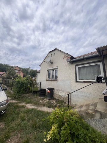Eladó családi ház, Hahóton 19.9 M Ft, 3 szobás