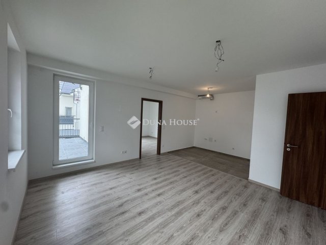 Eladó téglalakás, Budapesten, XXIII. kerületben 92 M Ft