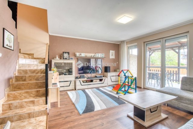 Eladó sorház, Dunaharasztin 124.9 M Ft, 3 szobás