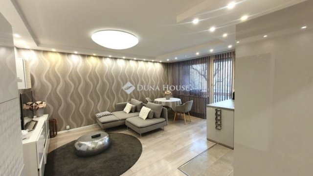 Eladó panellakás, Budapesten, IV. kerületben 99.9 M Ft, 4 szobás