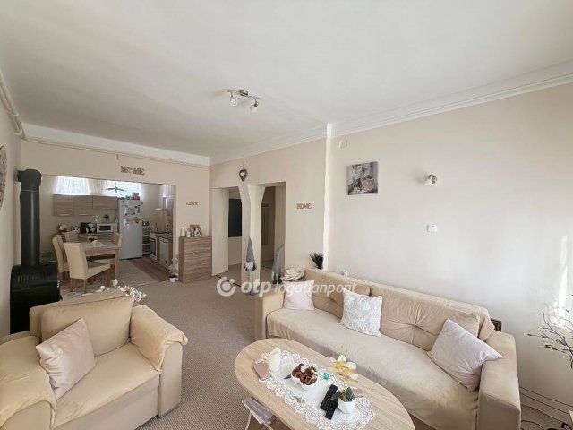 Eladó családi ház, Demjénben 44.9 M Ft, 3+1 szobás