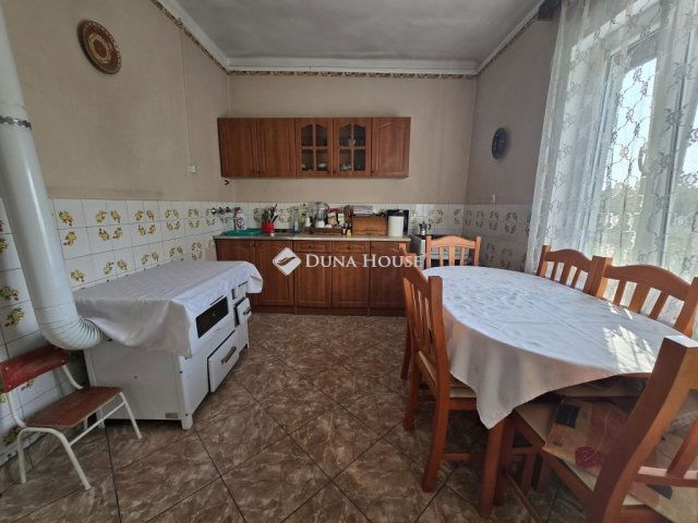 Eladó családi ház, Kétújfalun 24.99 M Ft, 3 szobás
