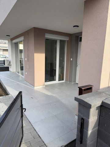 Eladó téglalakás, Hatvanban 43.5 M Ft, 2 szobás