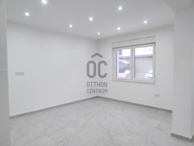 Eladó téglalakás, Balatonlelleén 83.9 M Ft, 3 szobás