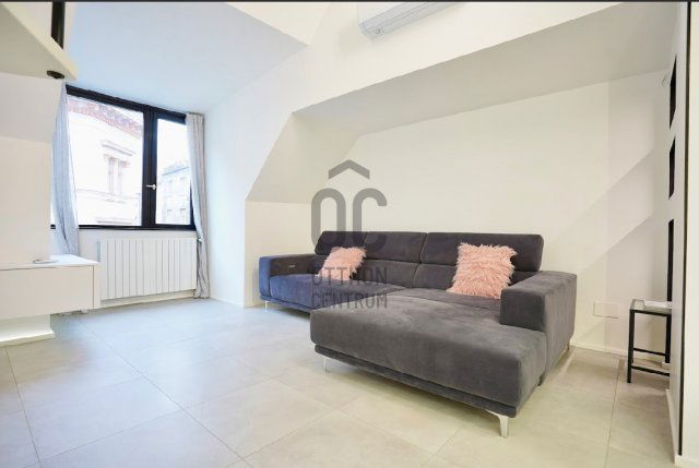 Eladó téglalakás, Budapesten, V. kerületben 156.9 M Ft, 2 szobás