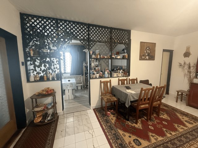 Eladó családi ház, Csatáron 55 M Ft, 6 szobás