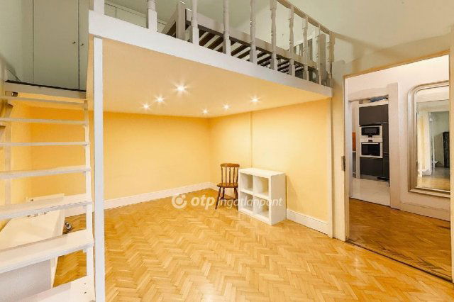 Eladó téglalakás, Budapesten, VIII. kerületben 65.5 M Ft