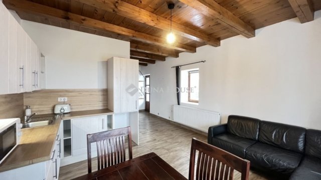 Eladó családi ház, Egerben 72.9 M Ft, 4 szobás