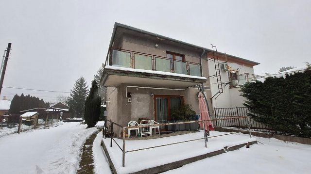 Eladó ikerház, Gödön 45 M Ft, 3+1 szobás / költözzbe.hu