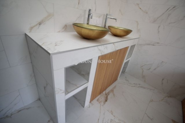 Eladó ikerház, Kecskeméten 109 M Ft, 4 szobás