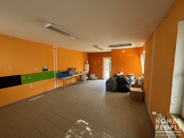 Eladó ipari ingatlan, Deszken 49.9 M Ft, 2 szobás