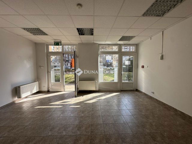 Kiadó üzlethelyiség, X. kerületben, Kőrösi Csoma Sándor úton