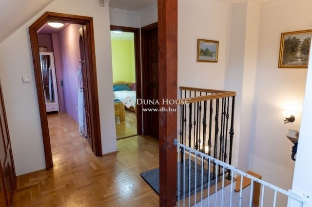 Eladó ikerház, Leányfaluban 89.9 M Ft, 3 szobás