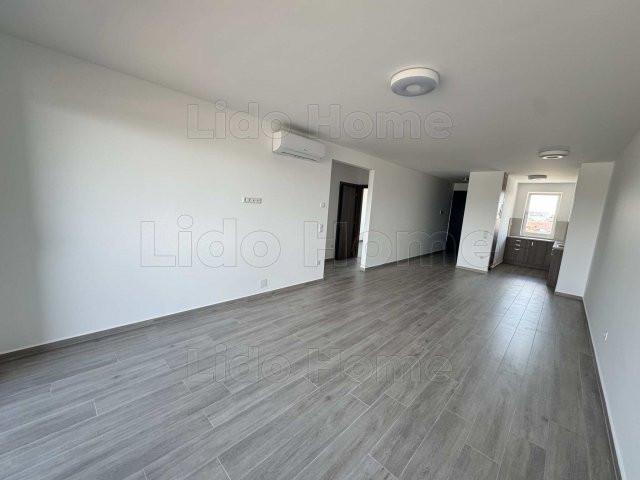 Kiadó téglalakás, albérlet, Győrött 305 E Ft / hó, 3 szobás