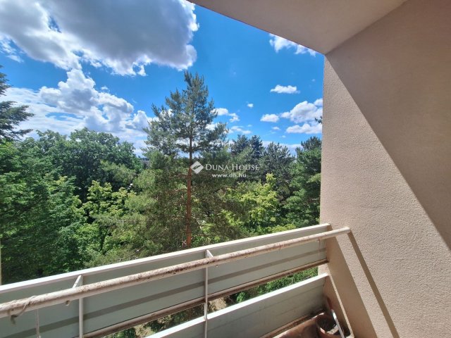 Eladó téglalakás, Szombathelyen 31.9 M Ft, 2 szobás