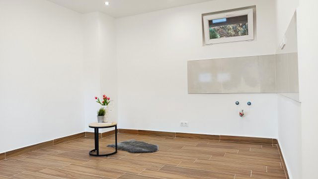 Eladó családi ház, Tokodaltárón 30.7 M Ft, 2 szobás