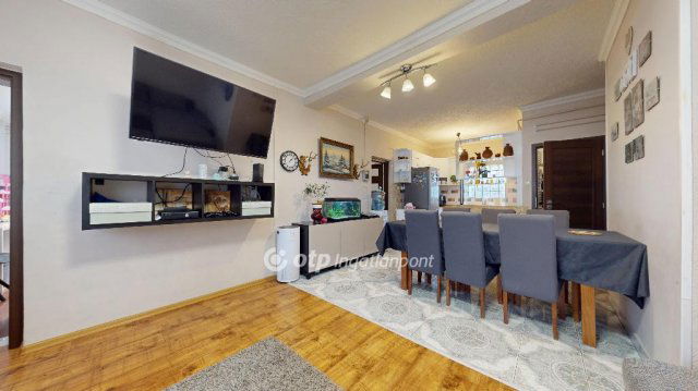 Eladó családi ház, Nyírbátorban 42 M Ft, 3 szobás