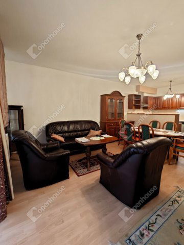 Eladó téglalakás, Győrött 124.9 M Ft, 3 szobás