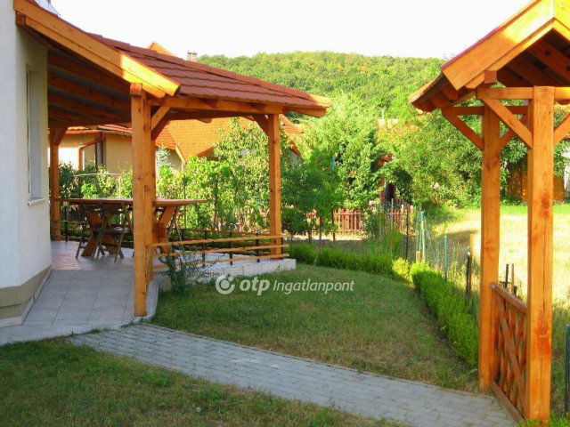 Eladó családi ház, Gödöllőn 62.9 M Ft, 2+1 szobás