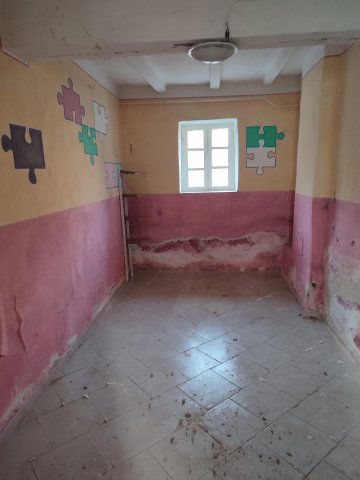 Eladó családi ház, Földeákon, Karabukai utcában 4.9 M Ft