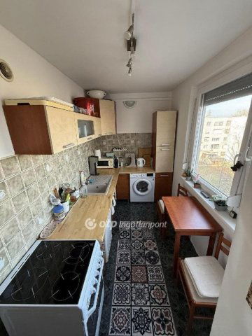 Eladó panellakás, Budapesten, XXI. kerületben 64.9 M Ft