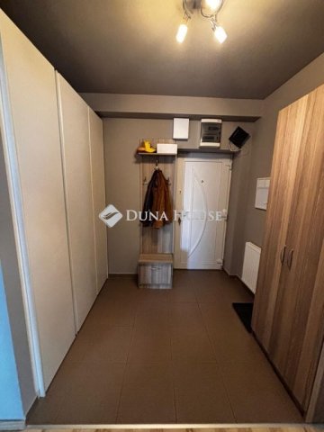 Eladó téglalakás, Budapesten, XIII. kerületben, Szegedi úton