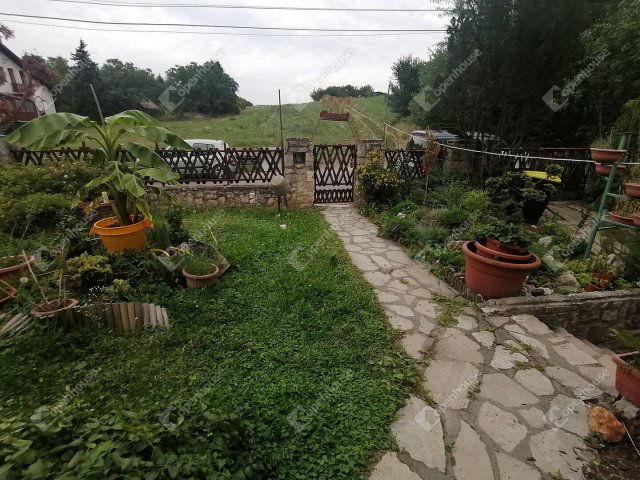 Eladó családi ház, Győrött 115 M Ft, 6 szobás