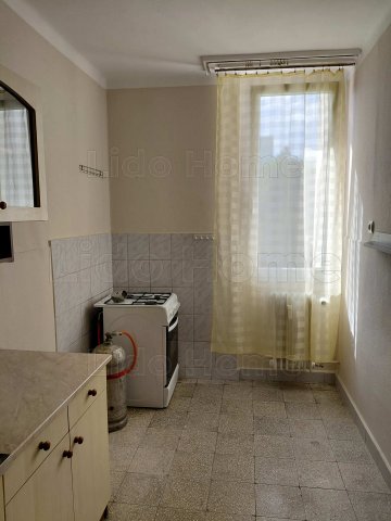 Eladó téglalakás, Tatabányán 42 M Ft, 2 szobás