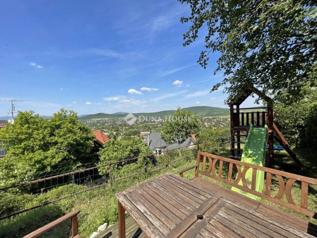 Eladó ikerház, Budapesten, II. kerületben 260 M Ft, 4 szobás