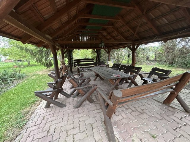 Eladó sorház, Sarkadon 60 M Ft, 4 szobás / költözzbe.hu