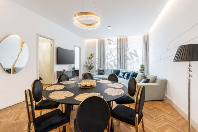 Kiadó téglalakás, albérlet, V. kerületben, Kristóf téren