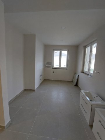 Eladó családi ház, Ballószögön 95 M Ft, 1+3 szobás